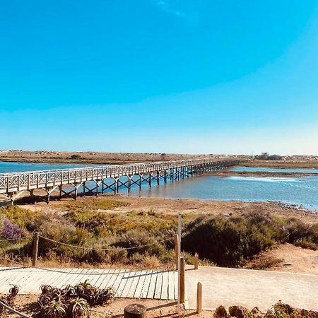 Beautiful Apartment For Rent In Quinta Do Lago With Excellent Resort Facilities Close To Lake And Beach. 외부 사진