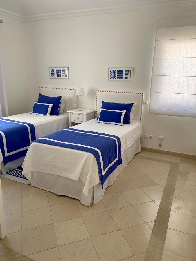 Beautiful Apartment For Rent In Quinta Do Lago With Excellent Resort Facilities Close To Lake And Beach. 외부 사진