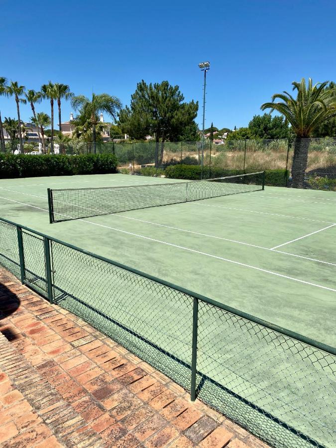 Beautiful Apartment For Rent In Quinta Do Lago With Excellent Resort Facilities Close To Lake And Beach. 외부 사진