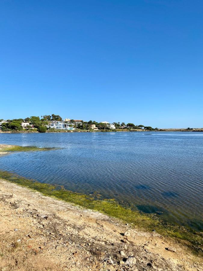 Beautiful Apartment For Rent In Quinta Do Lago With Excellent Resort Facilities Close To Lake And Beach. 외부 사진