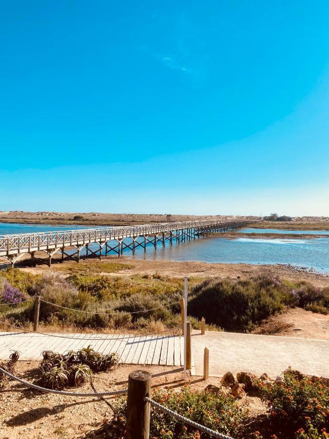Beautiful Apartment For Rent In Quinta Do Lago With Excellent Resort Facilities Close To Lake And Beach. 외부 사진